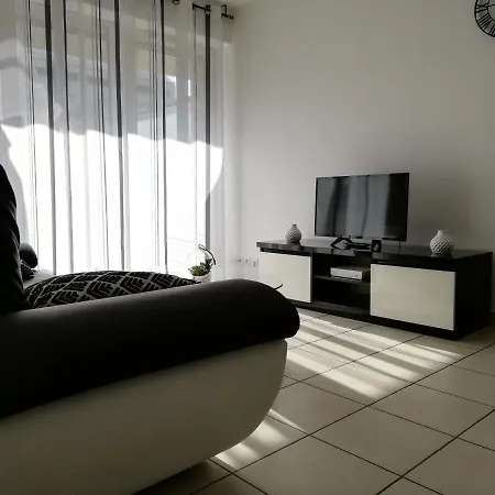 2p Et Parking Prive A 50m Des Plages. Apartament Villeneuve-Loubet